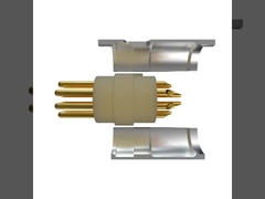 추진은 원형커넥터를 당깁니다